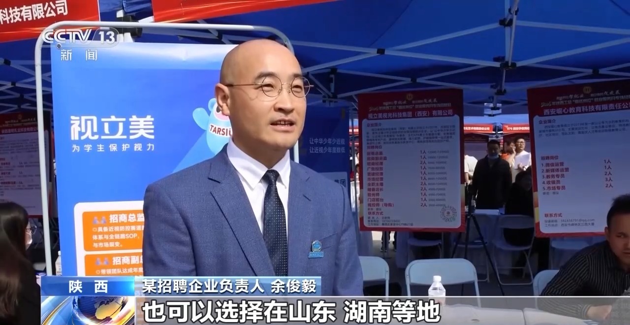 C7fG7TtZgSor7YiT.jpg
