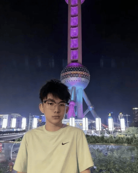 sh67uKu4Qqzhg6GF.jpg