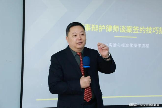HJs2sSZ35QI652Nt.jpg